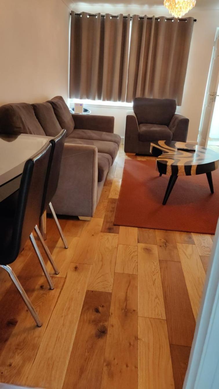 2 Bed Solihull Near Nec Airport, Jlr, Resort Wrld Екстер'єр фото