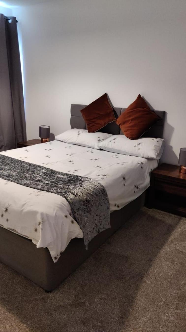 2 Bed Solihull Near Nec Airport, Jlr, Resort Wrld Екстер'єр фото